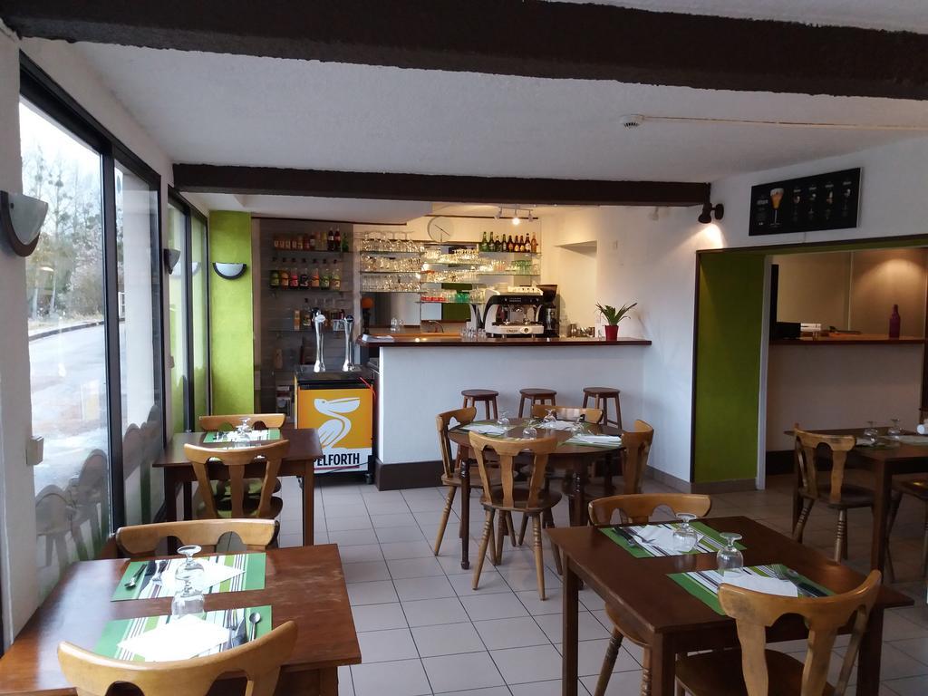 Hotel-Restaurant De L'Ecluse 79 Chassignelles Dış mekan fotoğraf